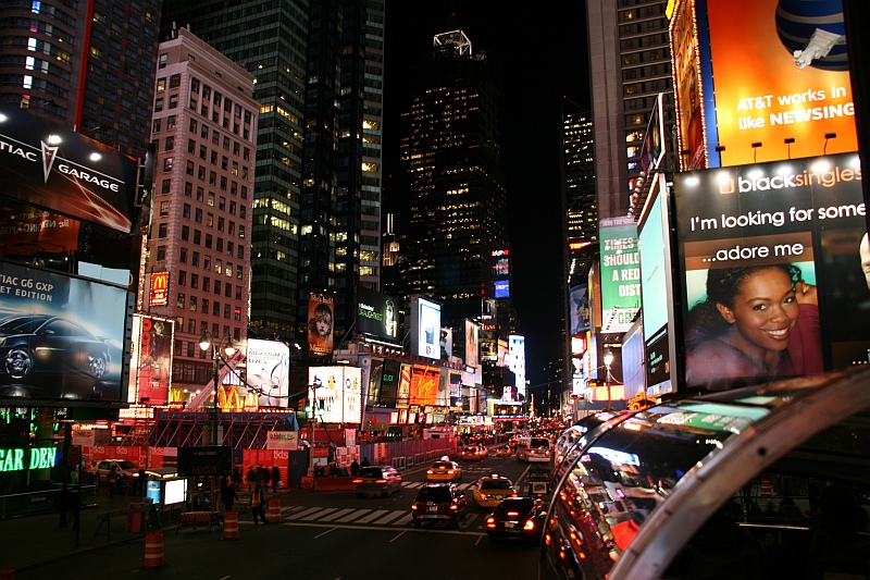 New York by night - az éjszakai város kihagyhatatlan élmény! A "New York All Loops" városnézésünknek ez is része.
